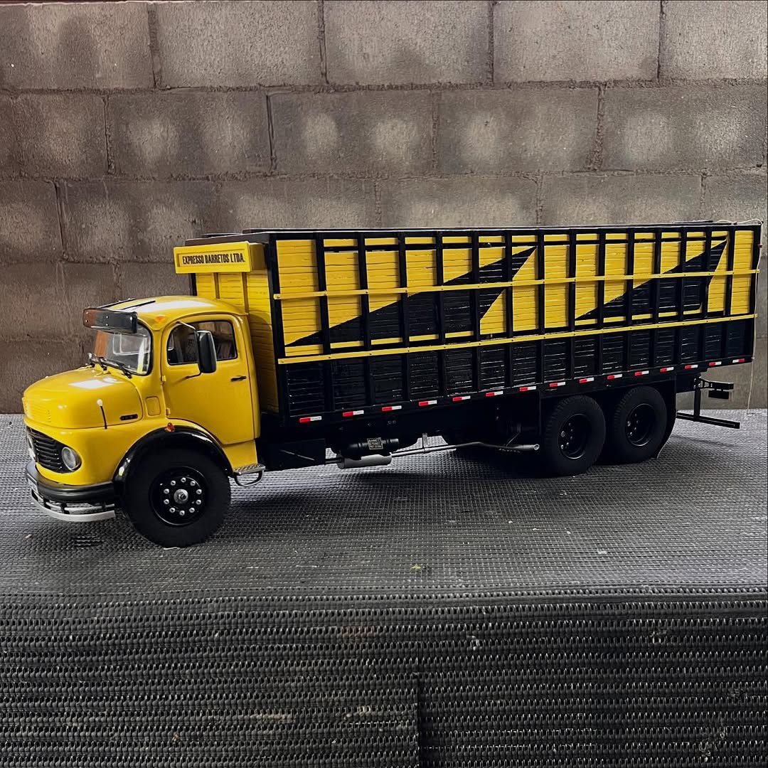 Mercedes-Benz L-1113 Boiadeiro – Escala 1/14